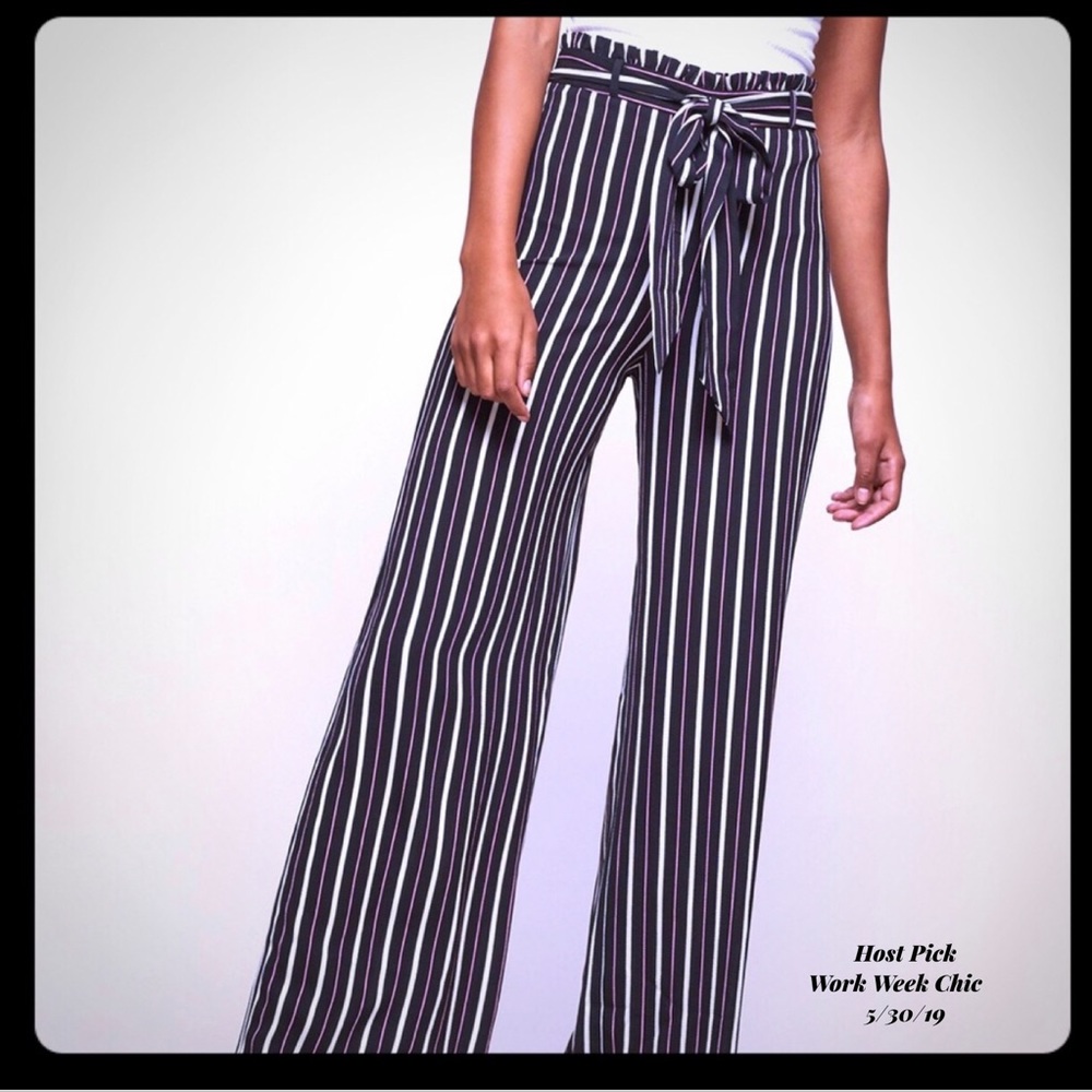 🎉HP 🎉Striped Front Tie Wide Leg Pants